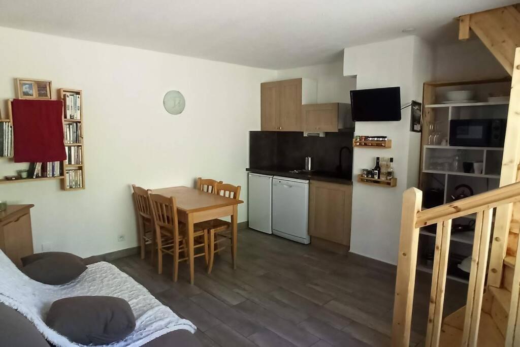 Appartement Duplex Au Pied Des Pistes Ле-Деволюї Екстер'єр фото